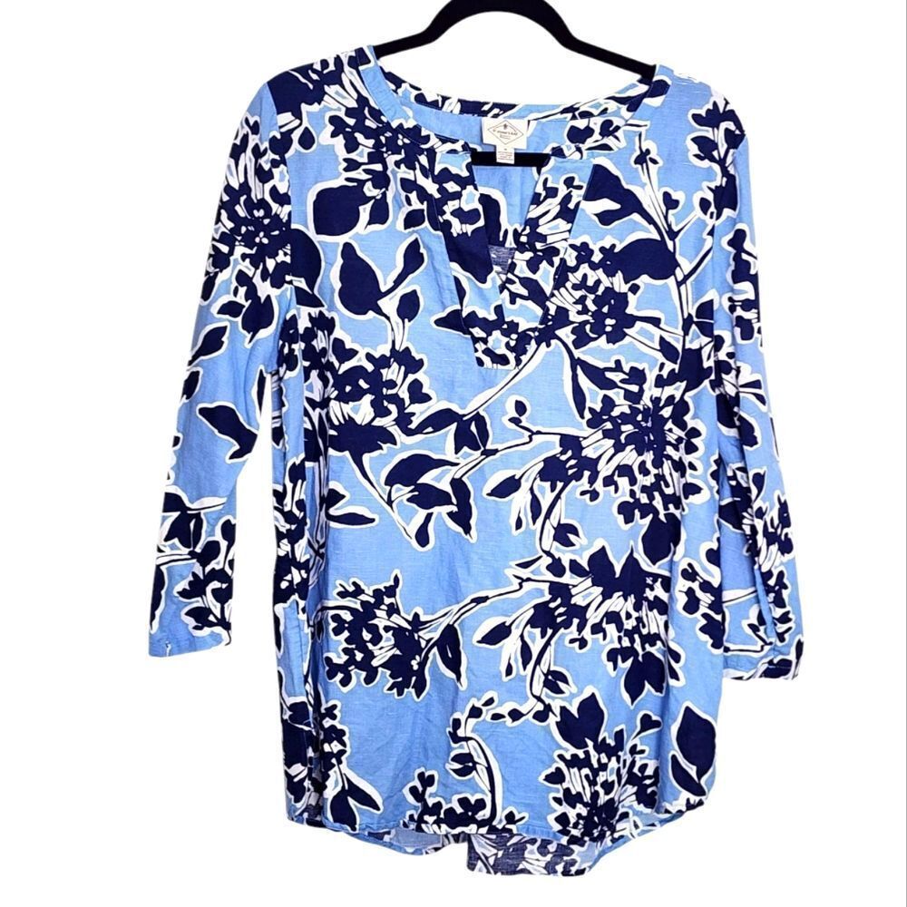 St. John's Bay Top M Blue Linen Cotton Floral 3/4 Sleeve Sustainable
